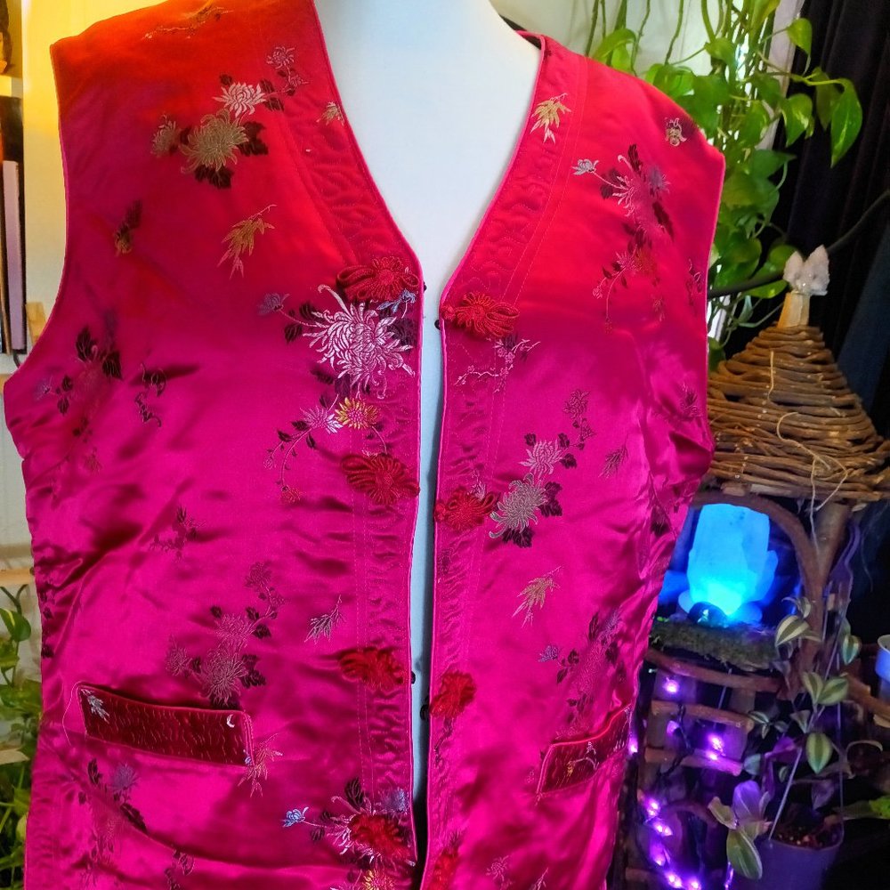 Reversible embroidered silk vest